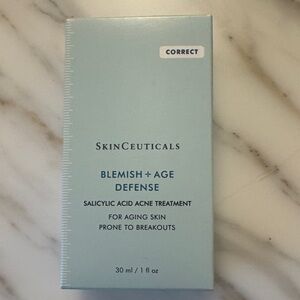 SkinCeuticals Blemish + Age Defense - Light Blue